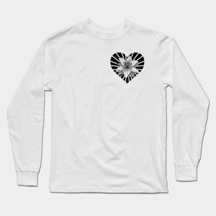 Lírio Flower Heart Long Sleeve T-Shirt